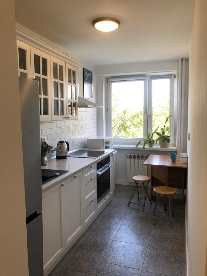 Comfortable And Cosy Apartment 3 Beds-City Center ワルシャワ エクステリア 写真